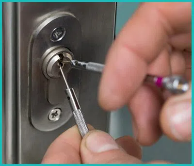 Kissimmee FL Locksmiths Store Kissimmee, FL 407-745-1681 - 1-4